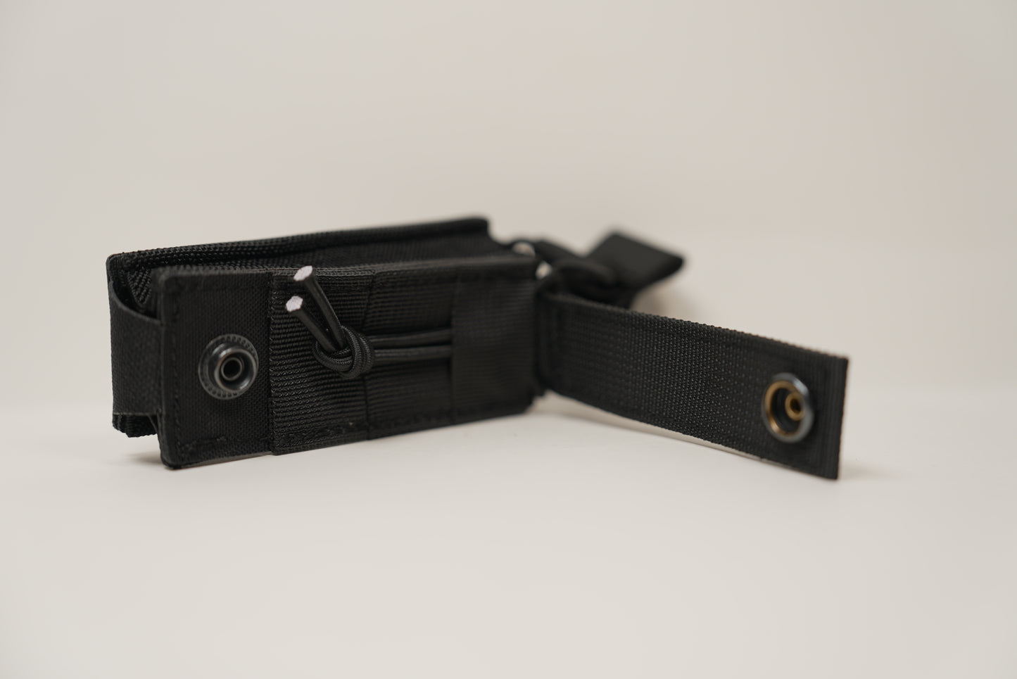 FUNDA PARA CARGADOR DE CORTA