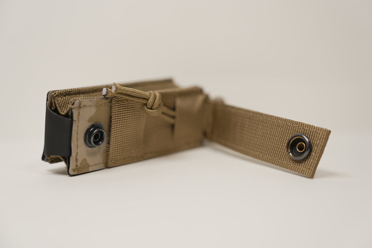 FUNDA PARA CARGADOR DE CORTA